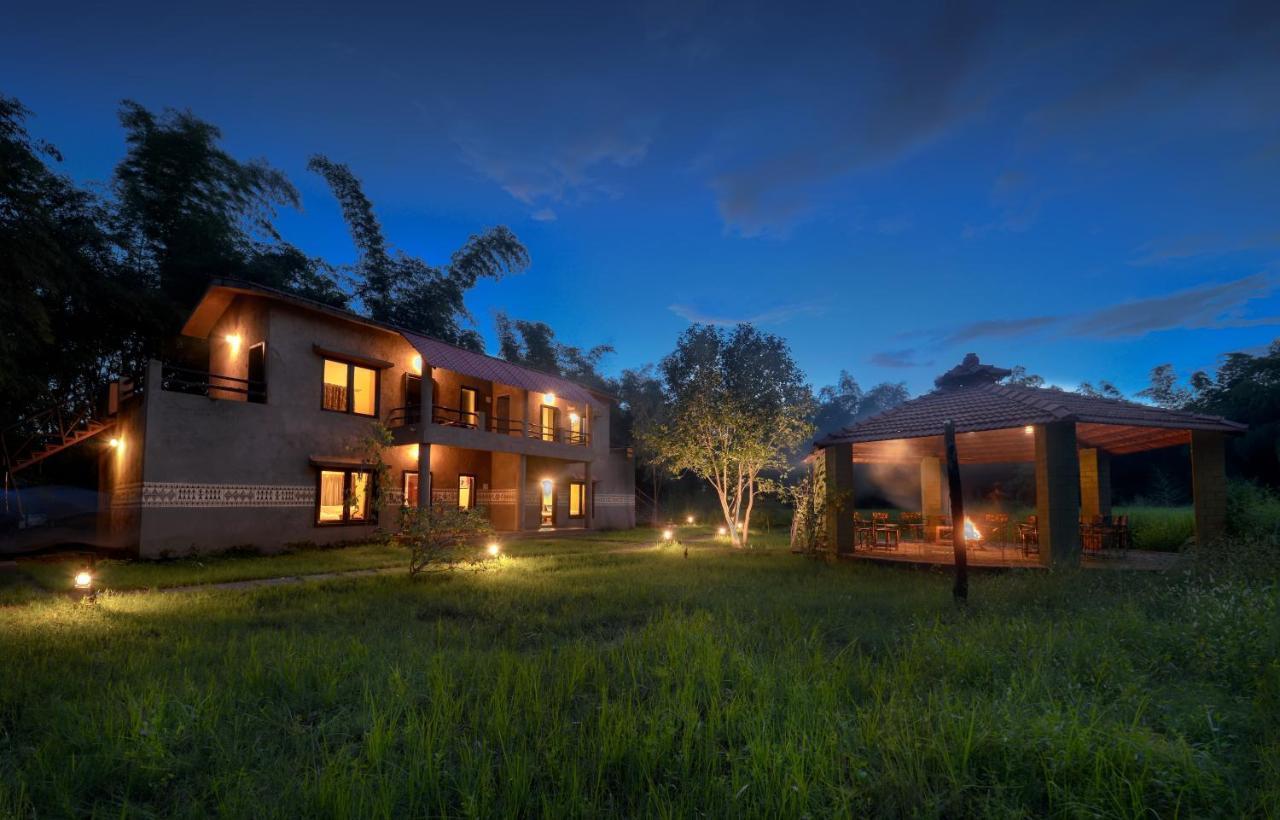 Aranyak Resort Tāla Zewnętrze zdjęcie