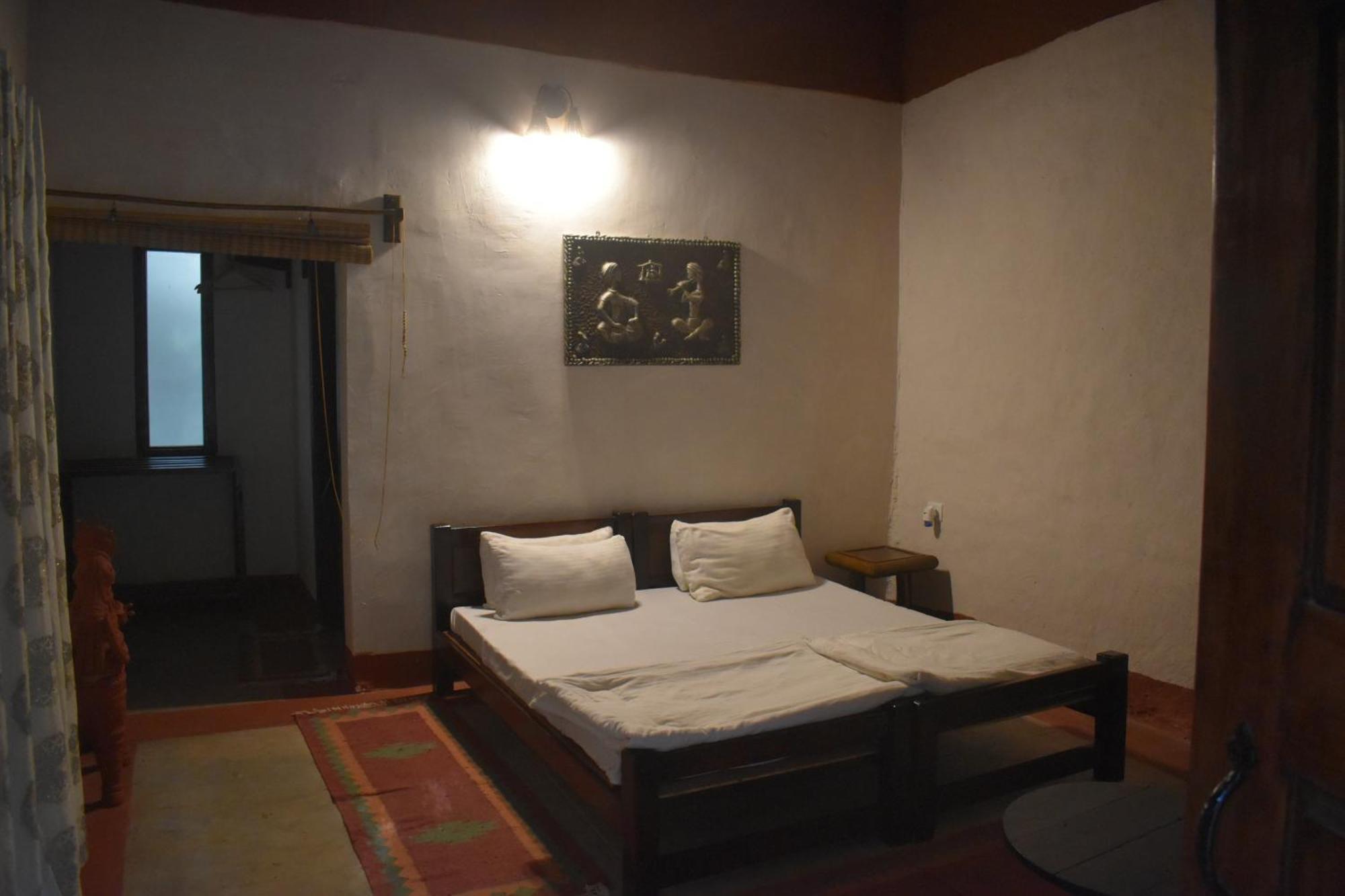 Aranyak Resort Tāla Zewnętrze zdjęcie