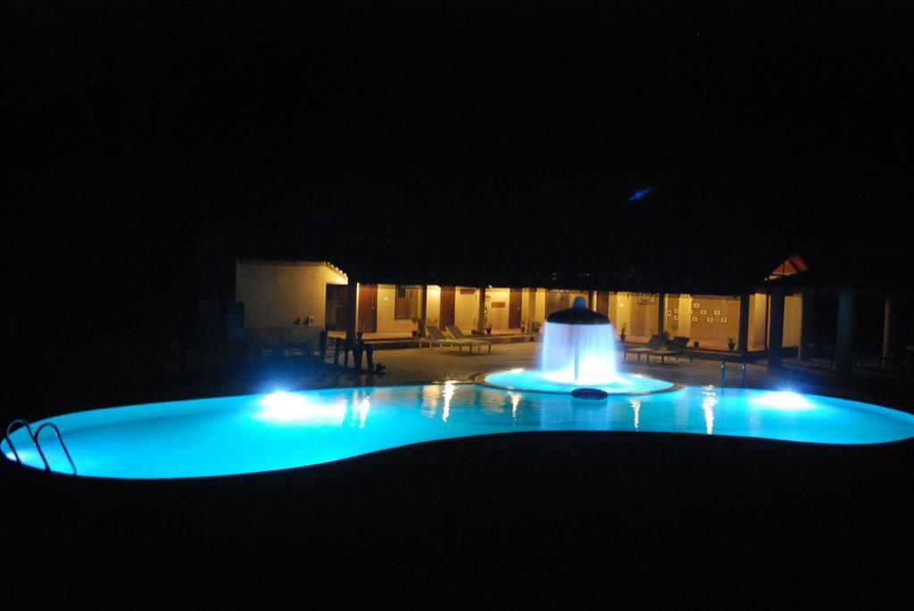 Aranyak Resort Tāla Zewnętrze zdjęcie