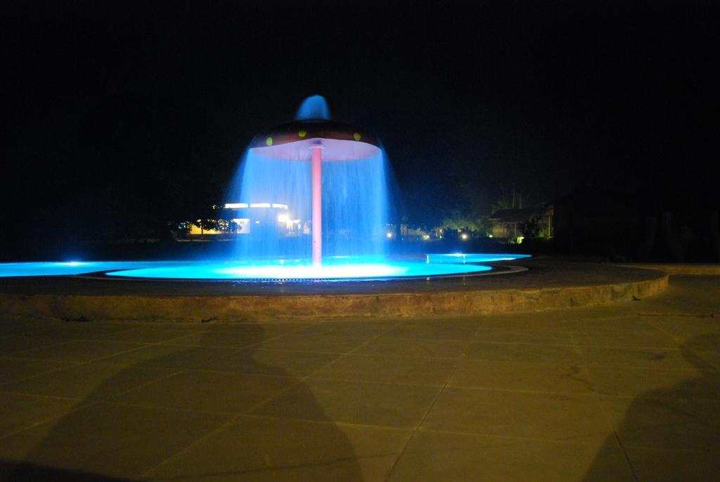 Aranyak Resort Tāla Zewnętrze zdjęcie