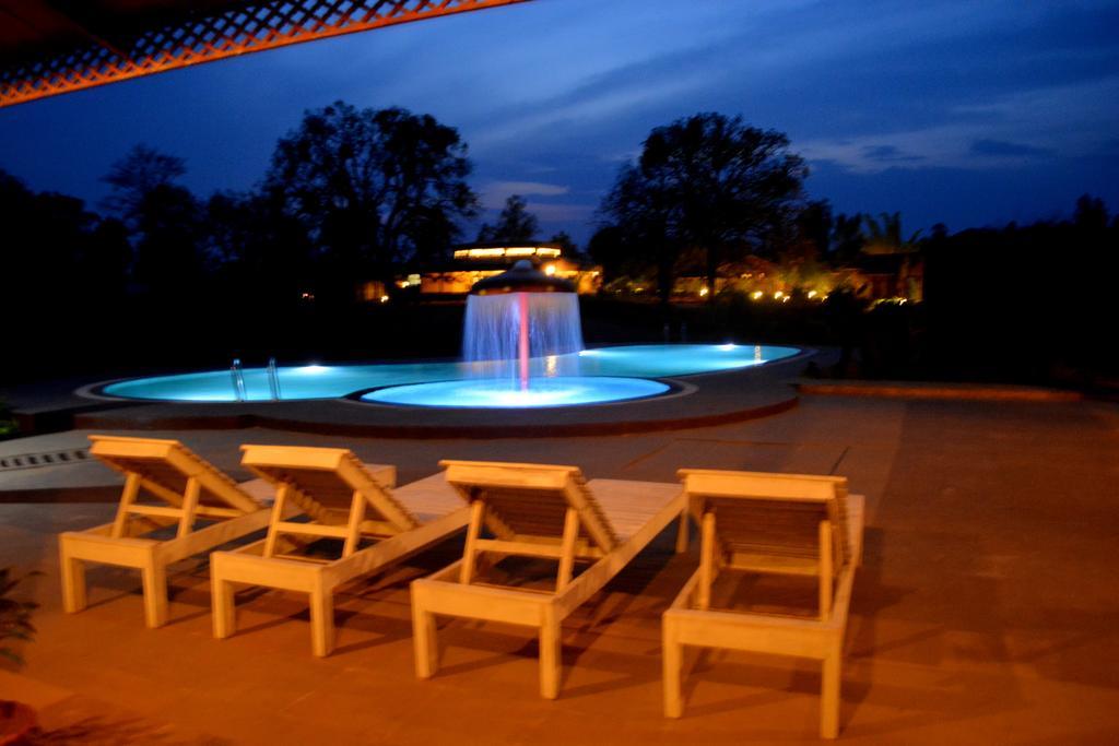 Aranyak Resort Tāla Zewnętrze zdjęcie