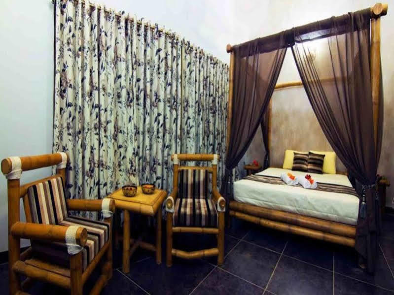 Aranyak Resort Tāla Zewnętrze zdjęcie