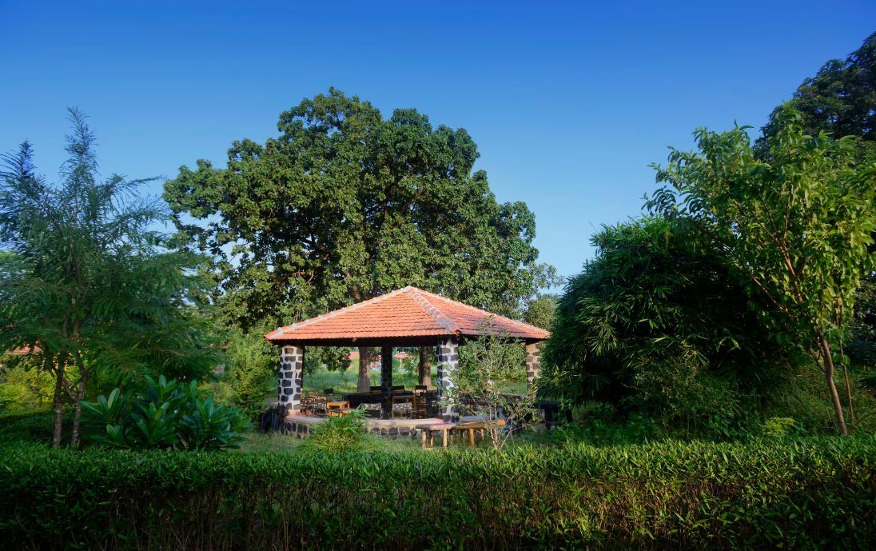 Aranyak Resort Tāla Zewnętrze zdjęcie