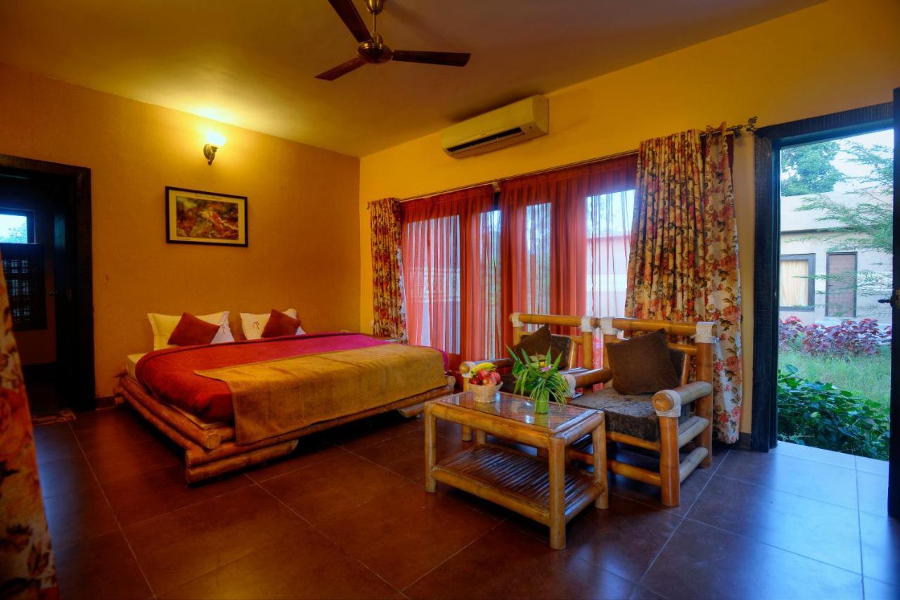 Aranyak Resort Tāla Zewnętrze zdjęcie